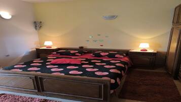 2 chambres, fer et planche à repasser, Wi-Fi gratuit