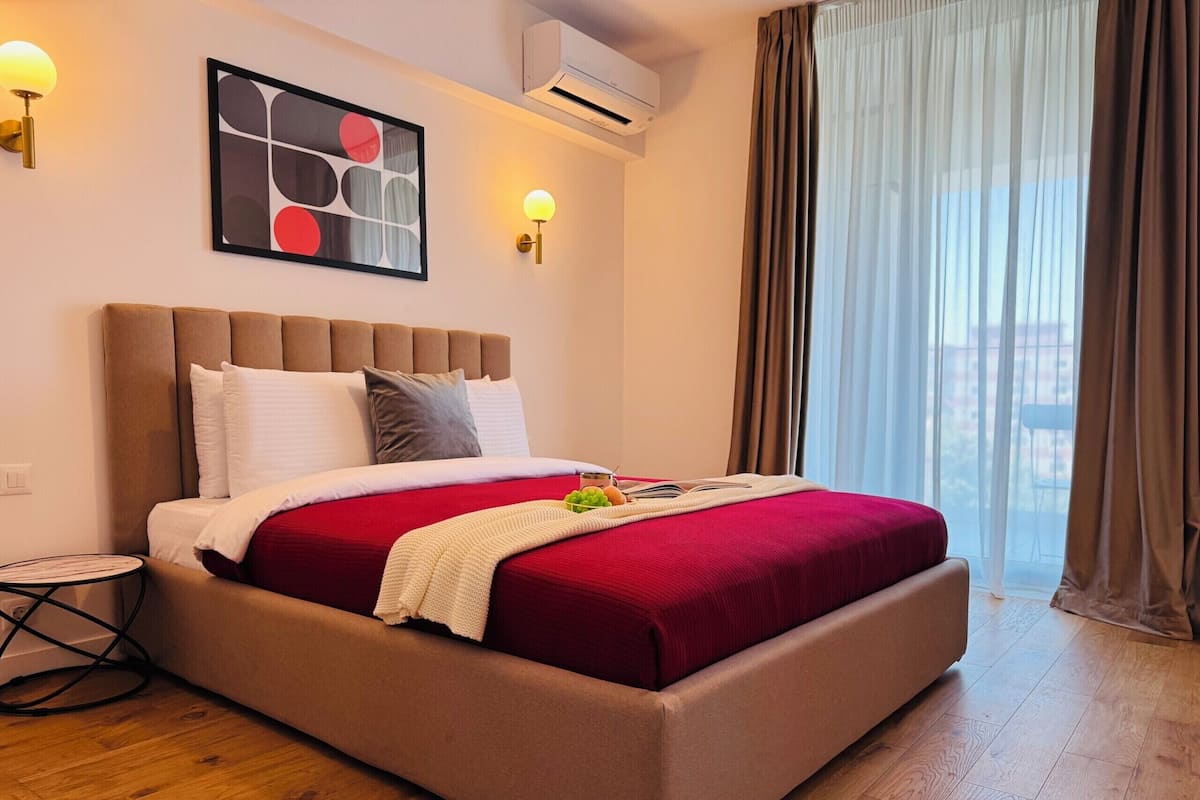 Superior-Apartment, 1 Queen-Bett und Schlafsofa, Blick auf den Innenhof