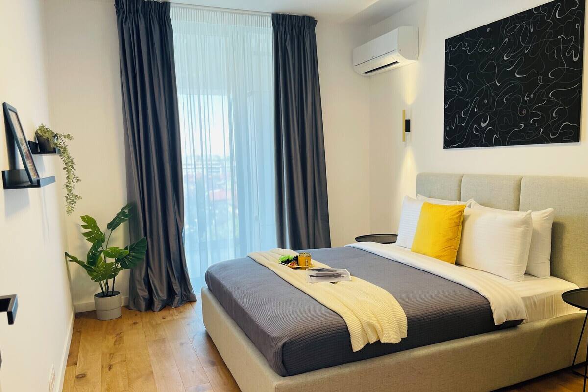 Superior-Apartment, 1 Queen-Bett und Schlafsofa, Blick auf den Innenhof