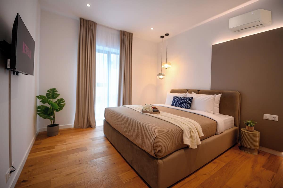 Superior-Apartment, 1 Queen-Bett und Schlafsofa, Blick auf den Innenhof