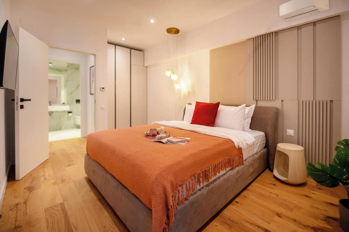 Superior-Apartment, 1 Queen-Bett und Schlafsofa, Blick auf den Innenhof