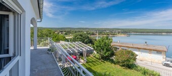 Holiday Home Sanda - Four Bedroom Holiday Home with Terrace