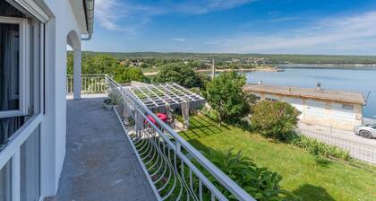 Holiday Home Sanda - Four Bedroom Holiday Home with Terrace