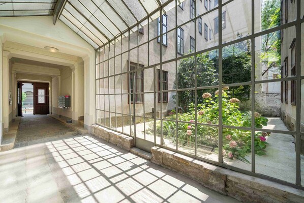 Apartment, 2 Bedrooms | Interior