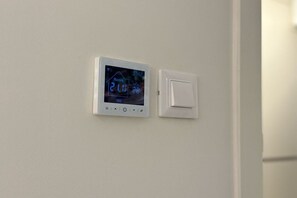 Miscellaneous - Studio Apartment (The Marina studio) -S6 (Kozino)