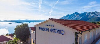 Hotel Pansion Villa Antonio - Two Bedroom Suite with Balcony and Garden View 18