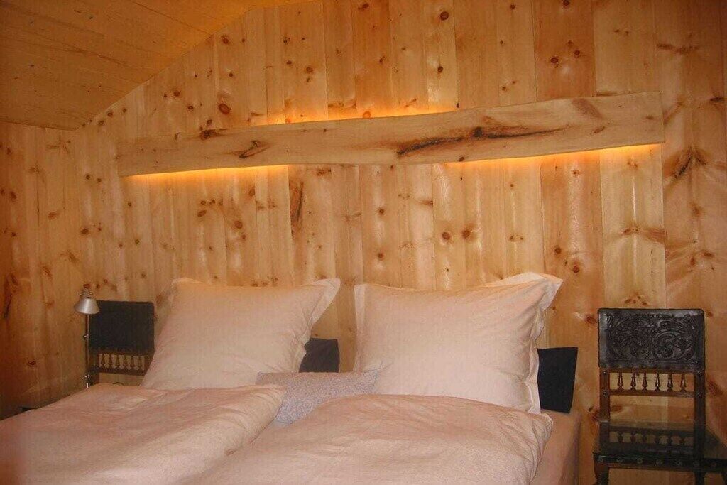 2 Schlafzimmer, Reisekinderbett, kostenloses WLAN, Bettwäsche