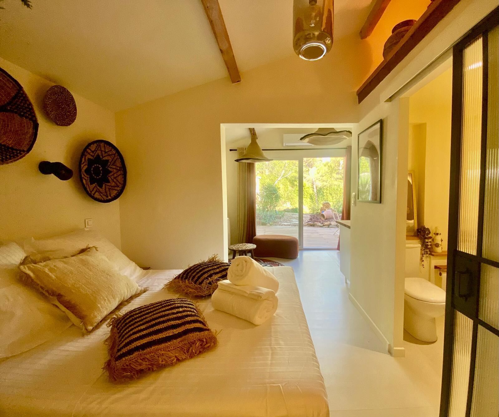 2 chambres, lit parapluie, Wi-Fi gratuit, draps fournis