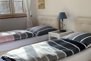 Bügeleisen/Bügelbrett, Internetzugang