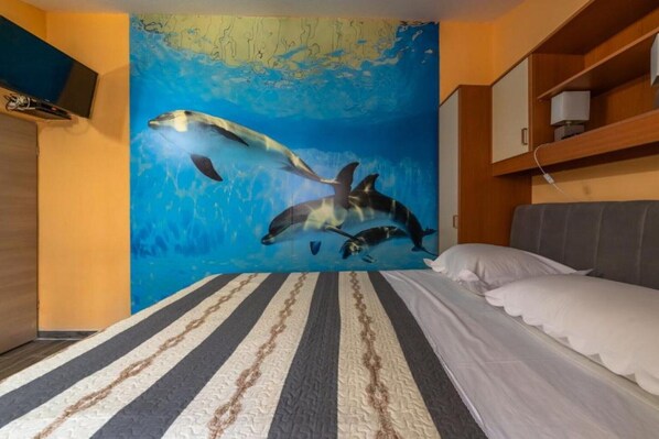 1 habitación, tabla de planchar con plancha y wifi gratis 