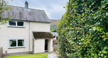 4 Caledonian Road near the town of Fort William
