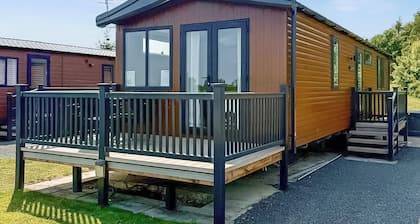 Luxury Leisure Lodge Hot Tub