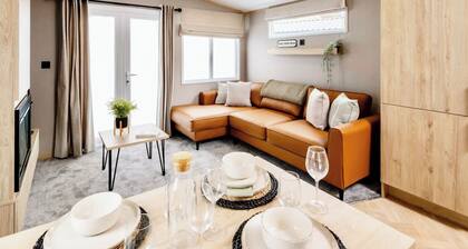 Luxury Leisure Lodge Hot Tub