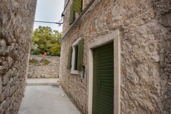 Property grounds - Apartments Stone House Murter - Two Bedroom Apartment with Balcony (Murter)