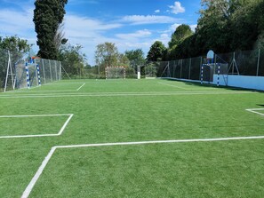 Sports court - A peaceful stay in the countryside (Alan)