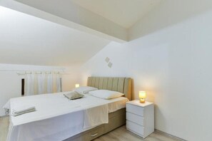 2 chambres, accès au Wi-Fi (inclus)