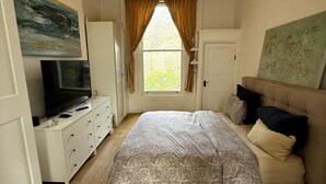 Apartment, 1 Bedroom, Smoking, Balcony | 1 bedroom - Bright Flat Near Little Venice, Charming & Central (London)