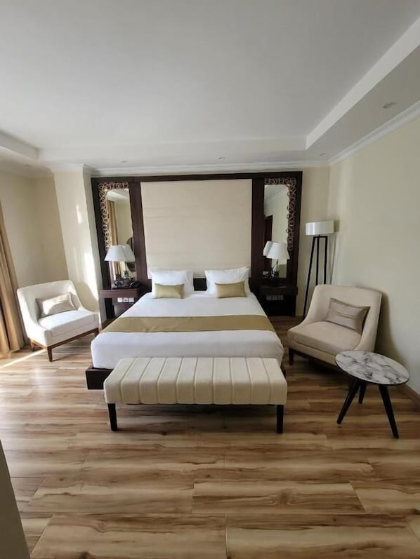 Deluxe Double Room, Balcony, City View | In-room safe, soundproofing, free WiFi