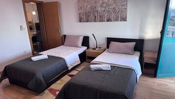 Ferro/asse da stiro, Wi-Fi gratuito