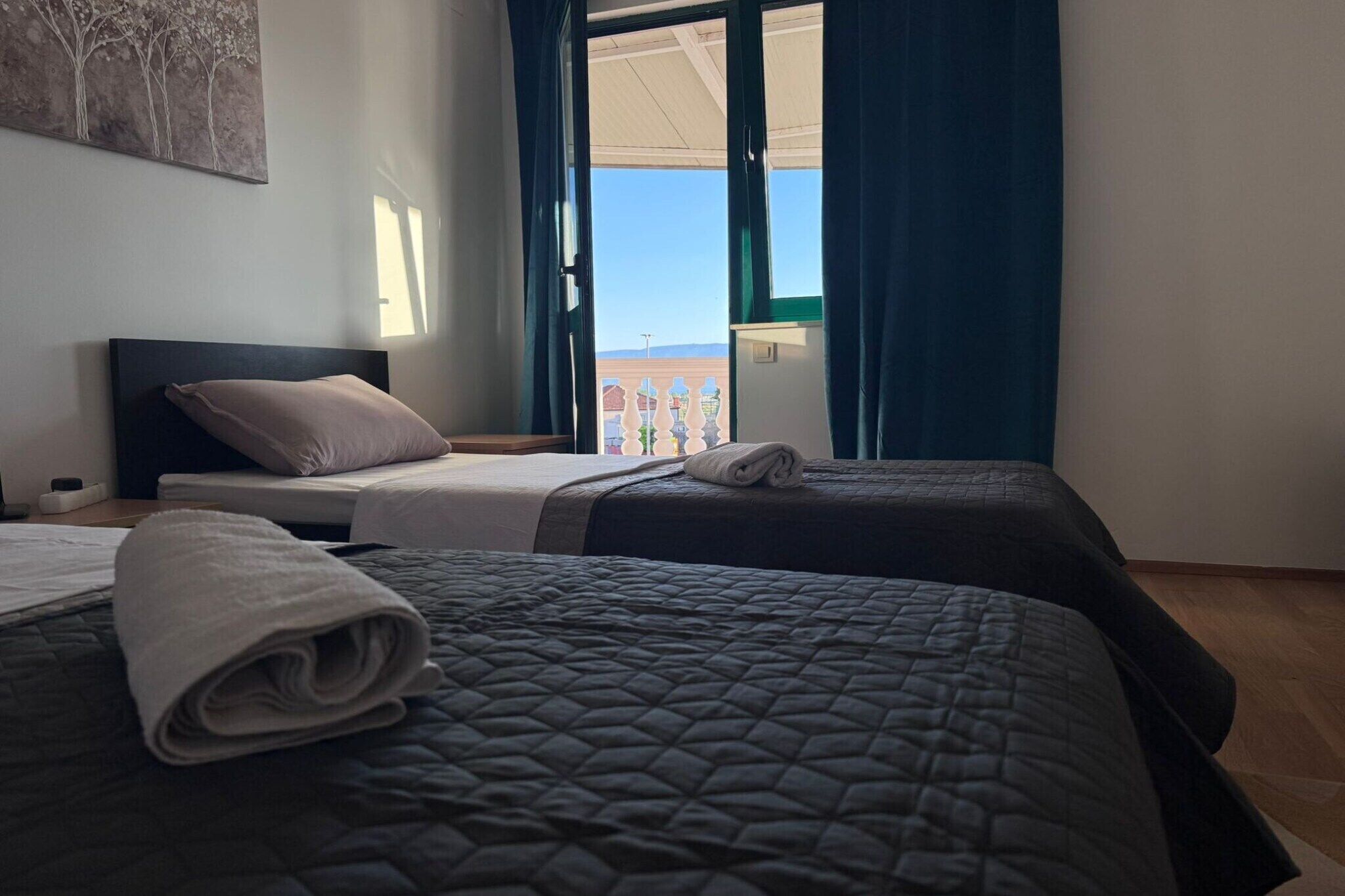 Iron/ironing board, free WiFi