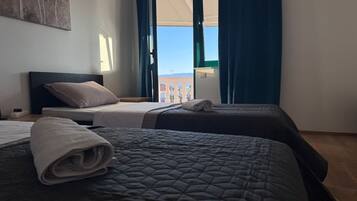 Iron/ironing board, free WiFi