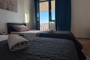 Iron/ironing board, free WiFi