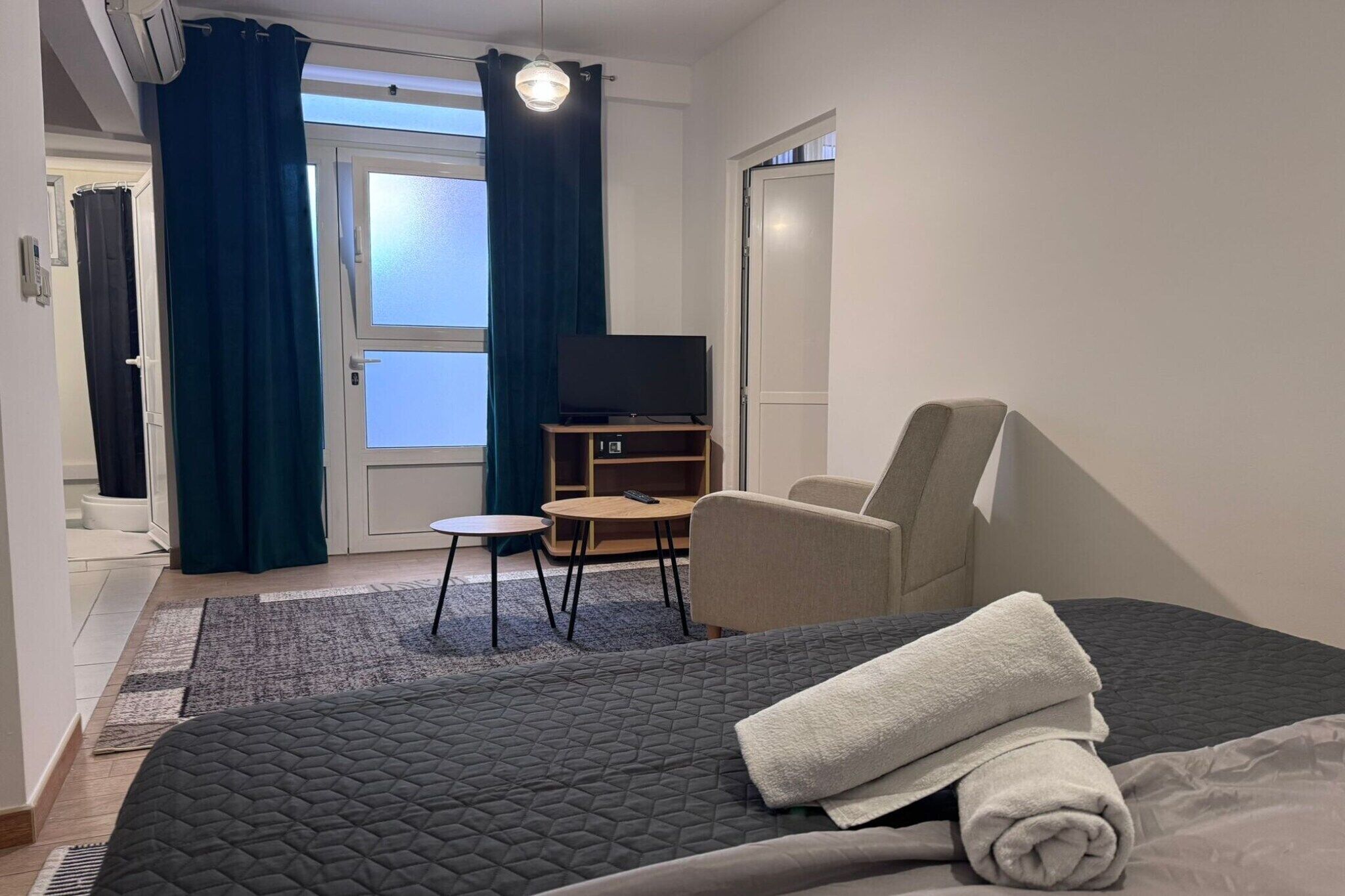 Tabla de planchar con plancha y wifi gratis