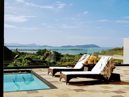 Aislinn Seaview Villa in Nature -  Private Pool