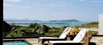 Aislinn Seaview Villa in Nature -  Private Pool