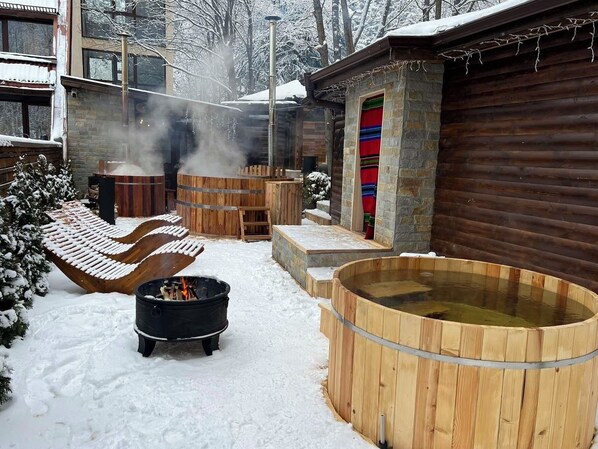 Sauna, hot tub, steam room, sports massages, massages