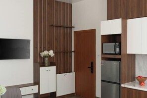 Tabla de planchar con plancha 