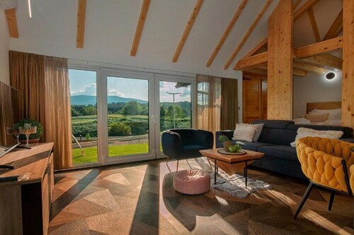 Family Resort Plitvice Lakes - Mountain view (Eva)