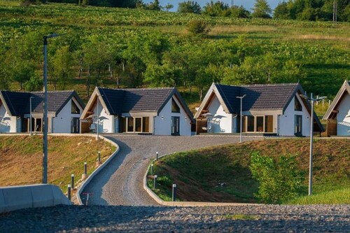 Family Resort Plitvice Lakes- Mountain view(Petar)