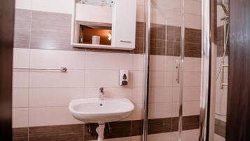 Een douche, een haardroger