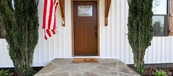 Luxury 3BR Getaway • Steps From the River access