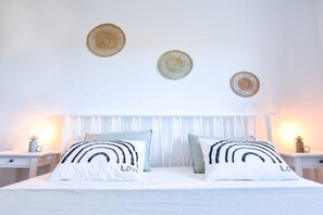 4 bedrooms, travel cot, free WiFi
