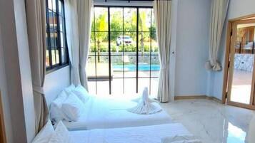 วิลล่าสำหรับครอบครัว, วิวสระว่ายน้ำ | ห้องเก็บเสียง, ผ้าปูที่นอน