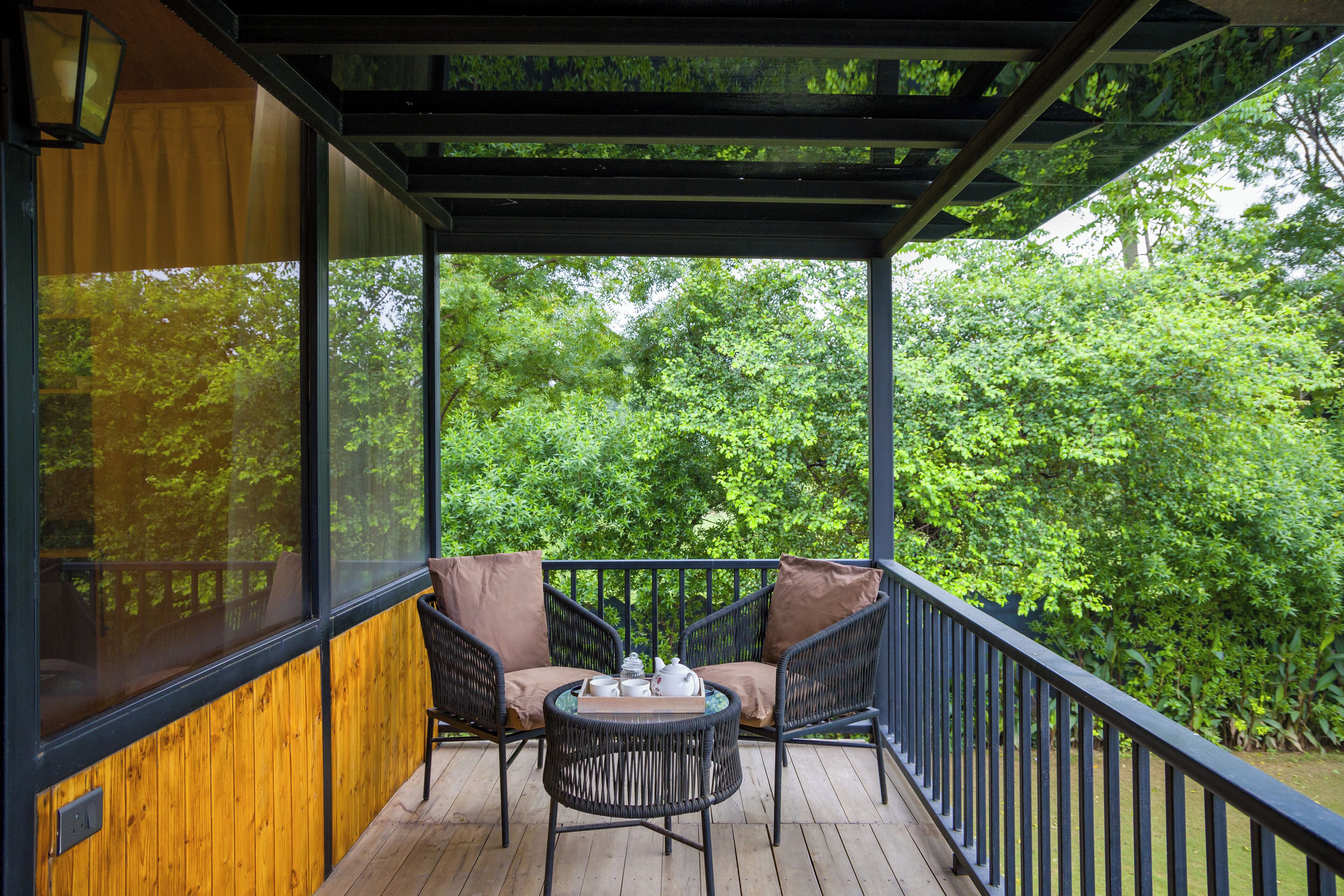 Deluxe Cottage | Balcony