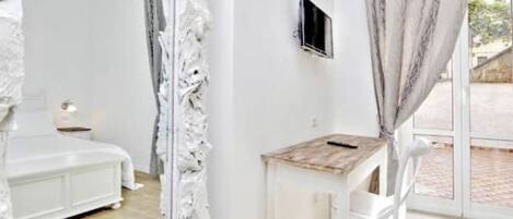 2 chambres, fer et planche à repasser, accès Internet, draps fournis