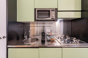 Donatello | Bếp riêng | Tủ lạnh, lò vi sóng, lò nướng, bếp nấu 