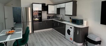 Seaside Cottage Escape in Southport