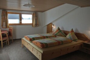 2 Schlafzimmer, Bügeleisen/Bügelbrett, Internetzugang, Bettwäsche