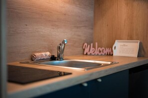 Kühlschrank, Herdplatte, Geschirrspüler