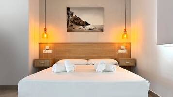 Deluxe Apartment, Pool View | Soundproofing, iron/ironing board, free WiFi