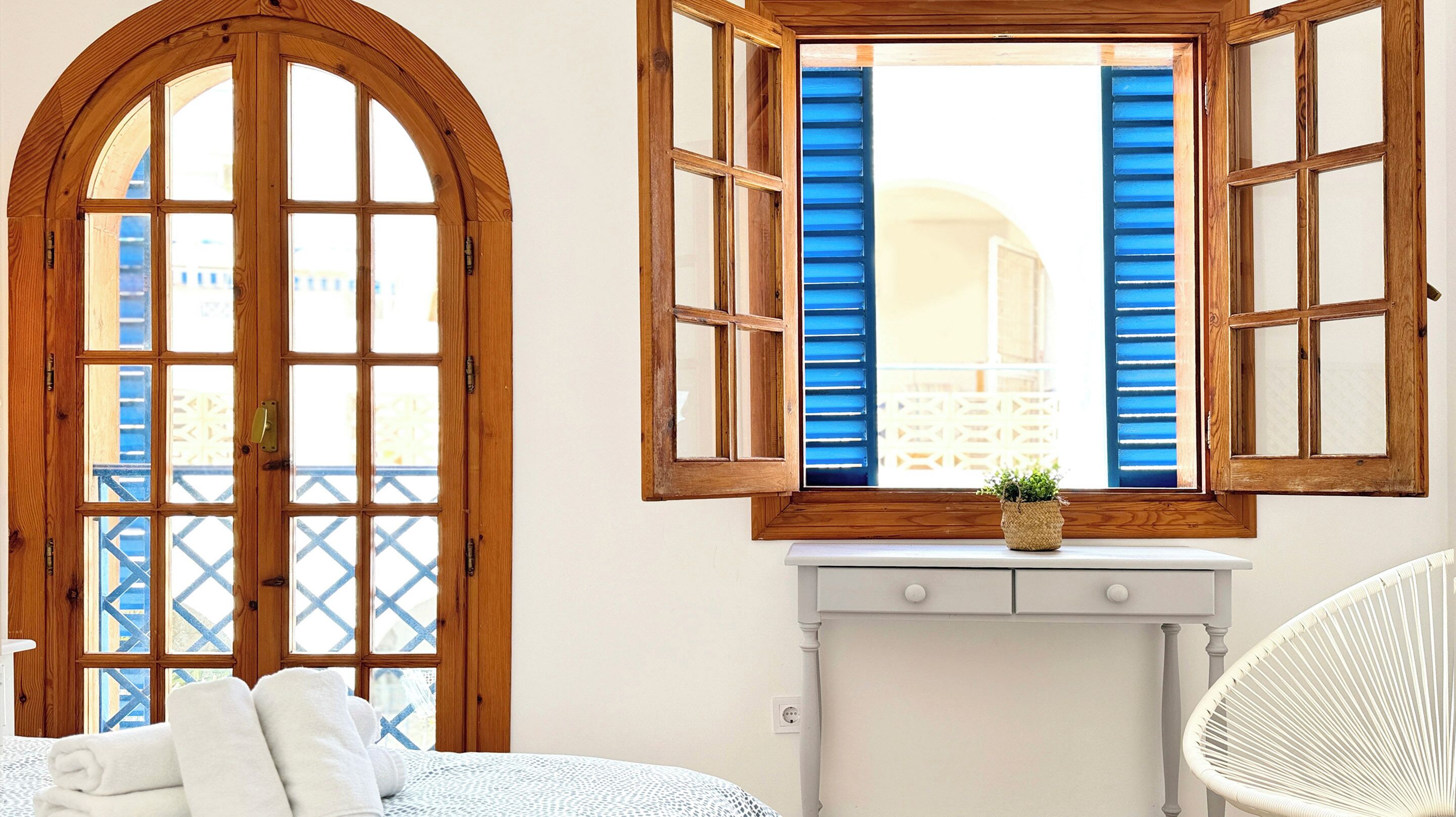 Apartment, Sea View | Iron/ironing board, free WiFi