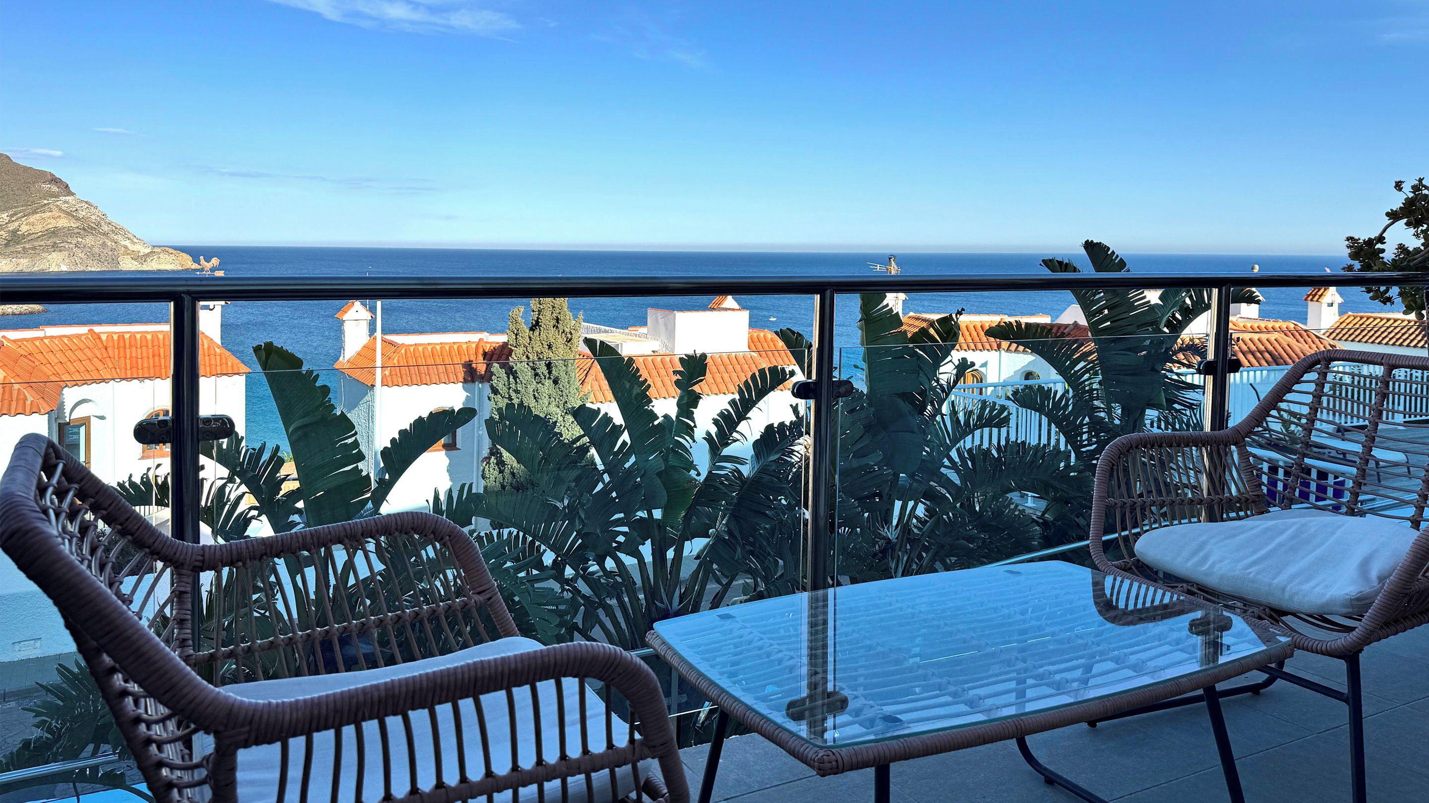 Leilighet – junior, sjøutsikt | Terrasse/patio