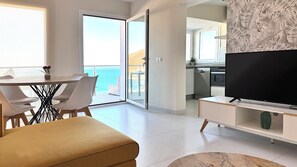 Living area - Apartamentos Julio Visconti (San José)