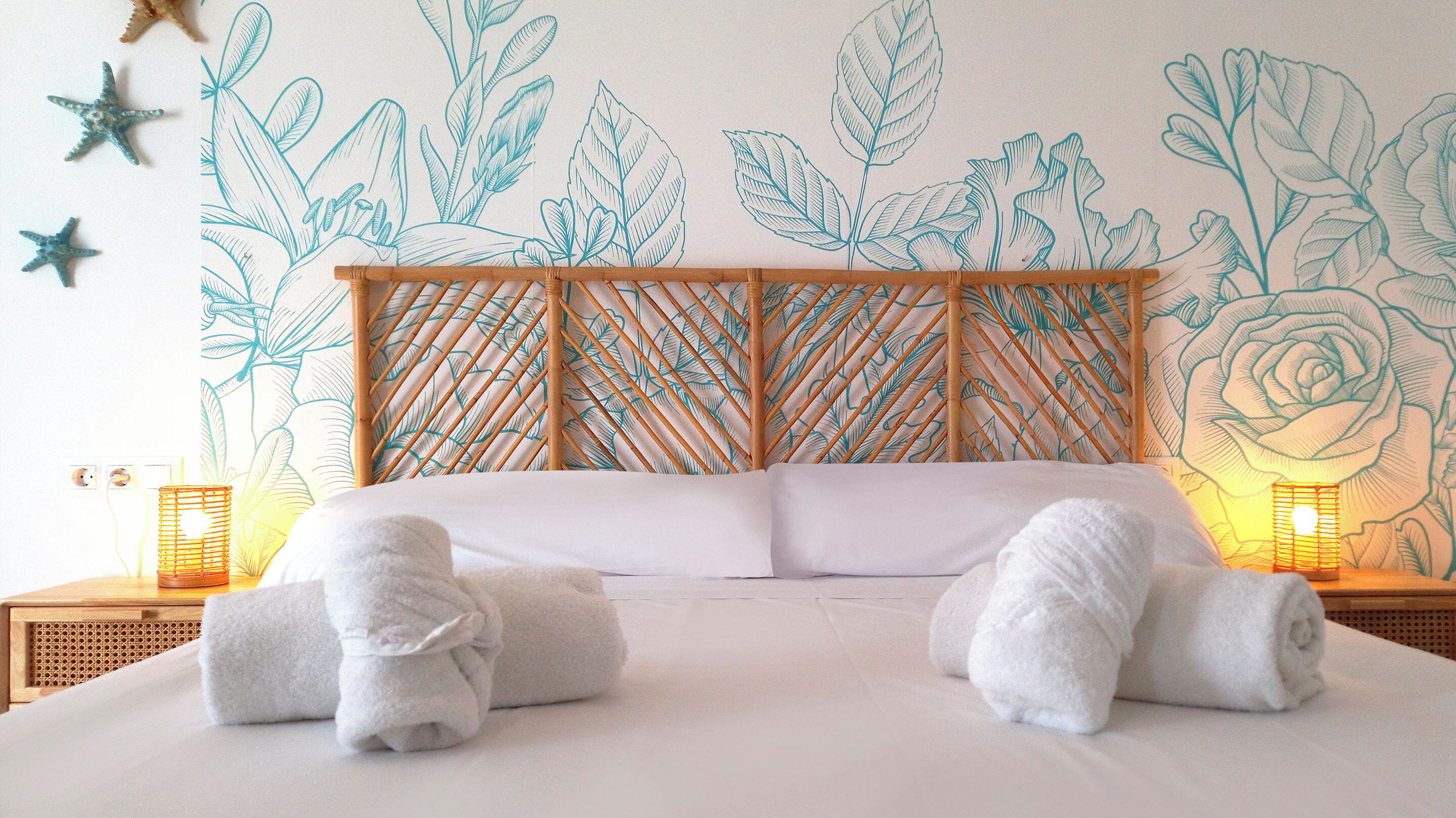 Deluxe-studio | Silitysrauta/-lauta, ilmainen Wi-Fi