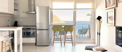 Iron/ironing board, free WiFi