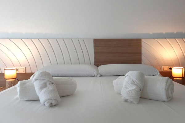 Deluxe Apartment, Sea View | Desk, iron/ironing board, free WiFi